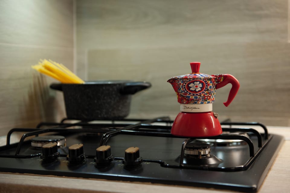 Apartment (1 Bedroom) | Private kitchen | Espresso maker, microwave, electric kettle