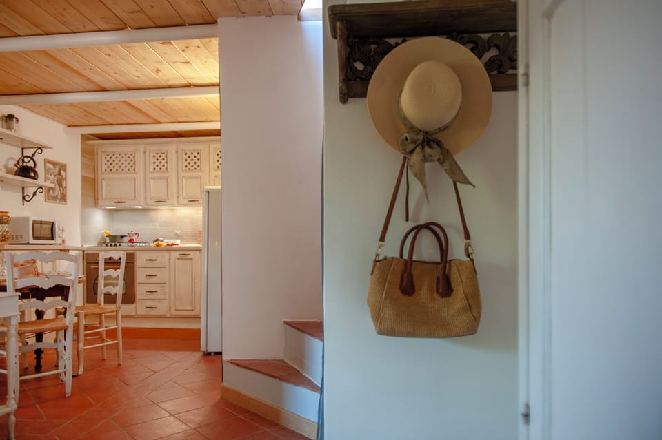 Apartment (1 Bedroom) | Private kitchen | Espresso maker, microwave, electric kettle