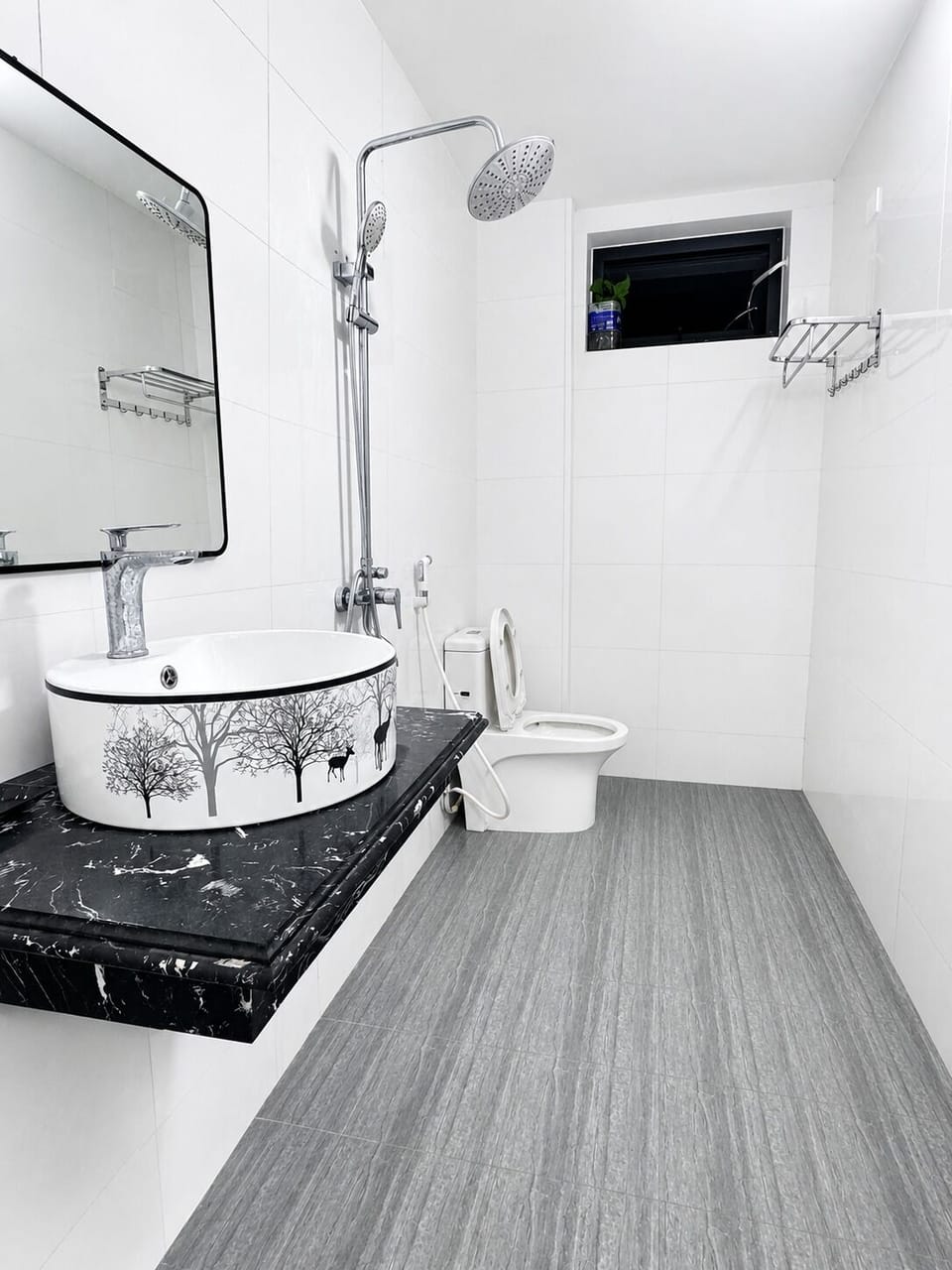 Standard Shared Dormitory, Multiple Beds | Bathroom | Shower, hair dryer, towels, soap