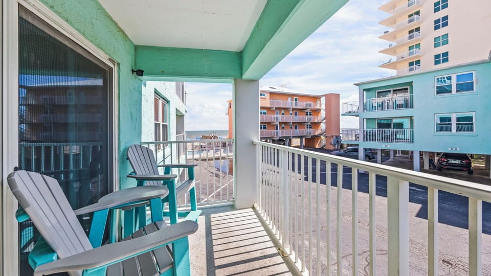 Harbor House B19 - Private balcony offering partial views of the Gulf.