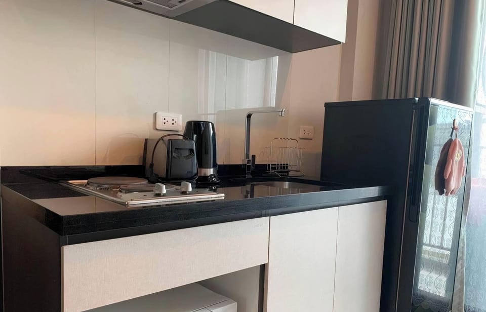 Apartment, 1 Bedroom, Accessible, Smoking | Interior