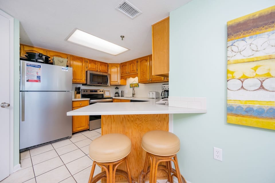Condo, 2 Bedrooms | Private kitchen | Coffee/tea maker, fridge, oven