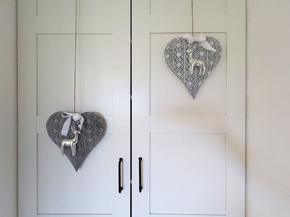 Heart, Natural Material, Cupboard, Paint, Cabinetry