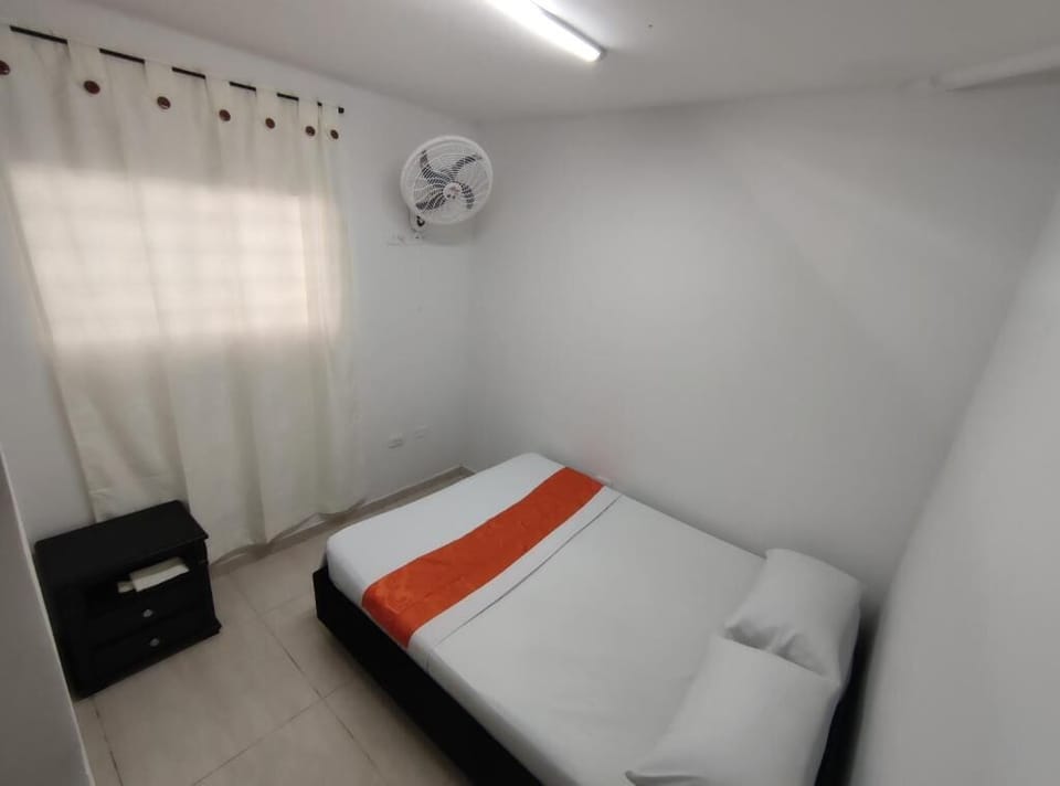 Economy Double Room | WiFi (free)