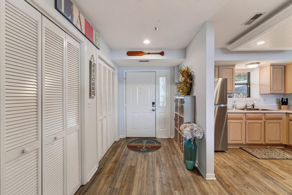 FRONT FOYER