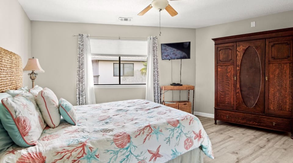 Condo, Multiple Beds (Crystal Village II 15B) | 2 bedrooms