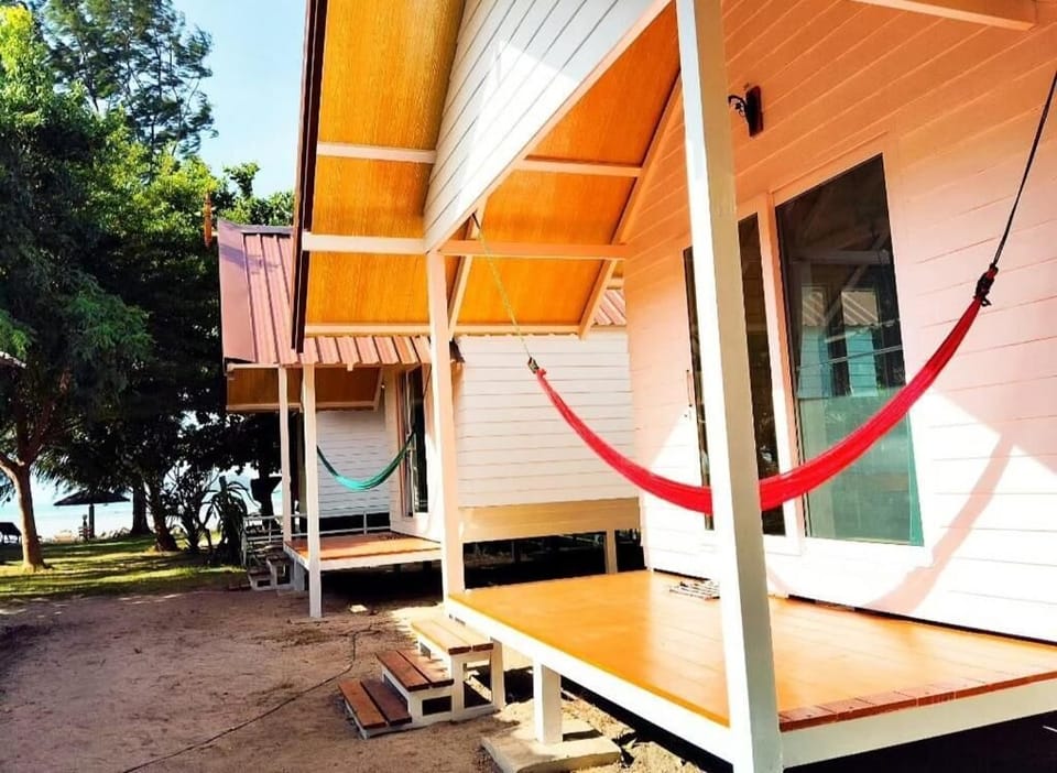 Cottage, Ensuite, Beach View | Terrace/patio
