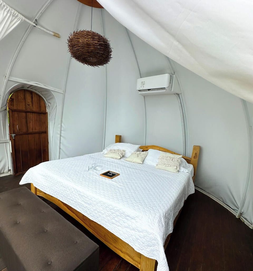 Comfort Tent, Lake View | Premium bedding, down comforters, Select Comfort beds, minibar