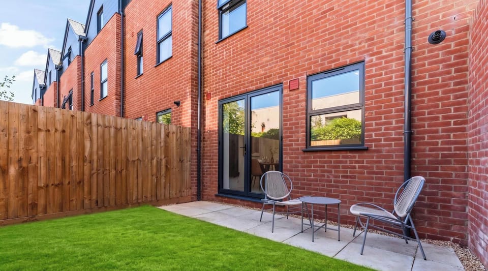 Enclosed rear garden for relaxing outdoors
