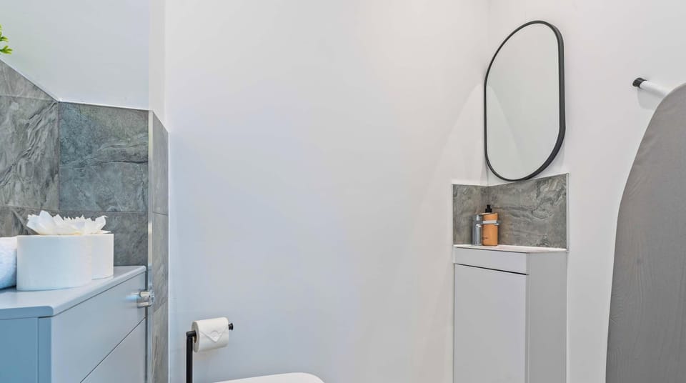 Modern bathroom with complimentary toiletries