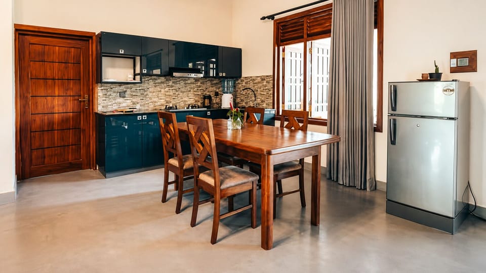 Lake View Apartment Dining Room and Kitchen