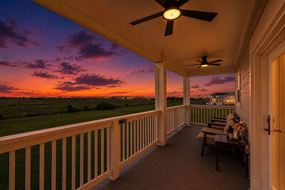You have arrived. Breathtaking Bay views from 2 balconies.