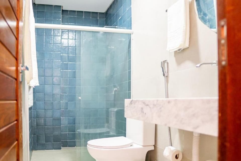 Standard Triple Room, Partial Sea View | Bathroom | Towels