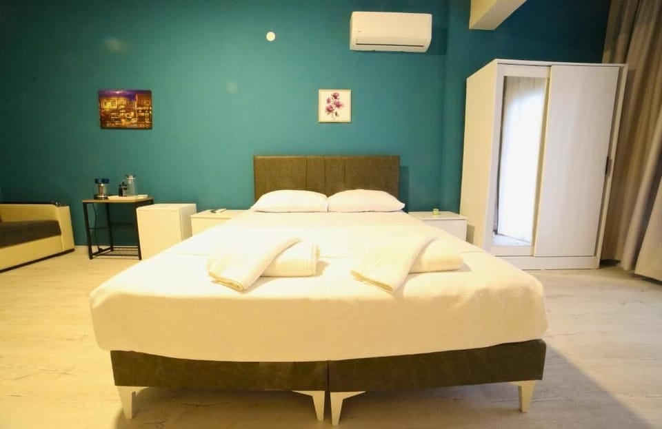 Iron/ironing board (on request), WiFi (free)