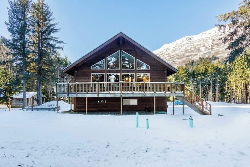 House (Multiple Bedrooms) | Front of property
