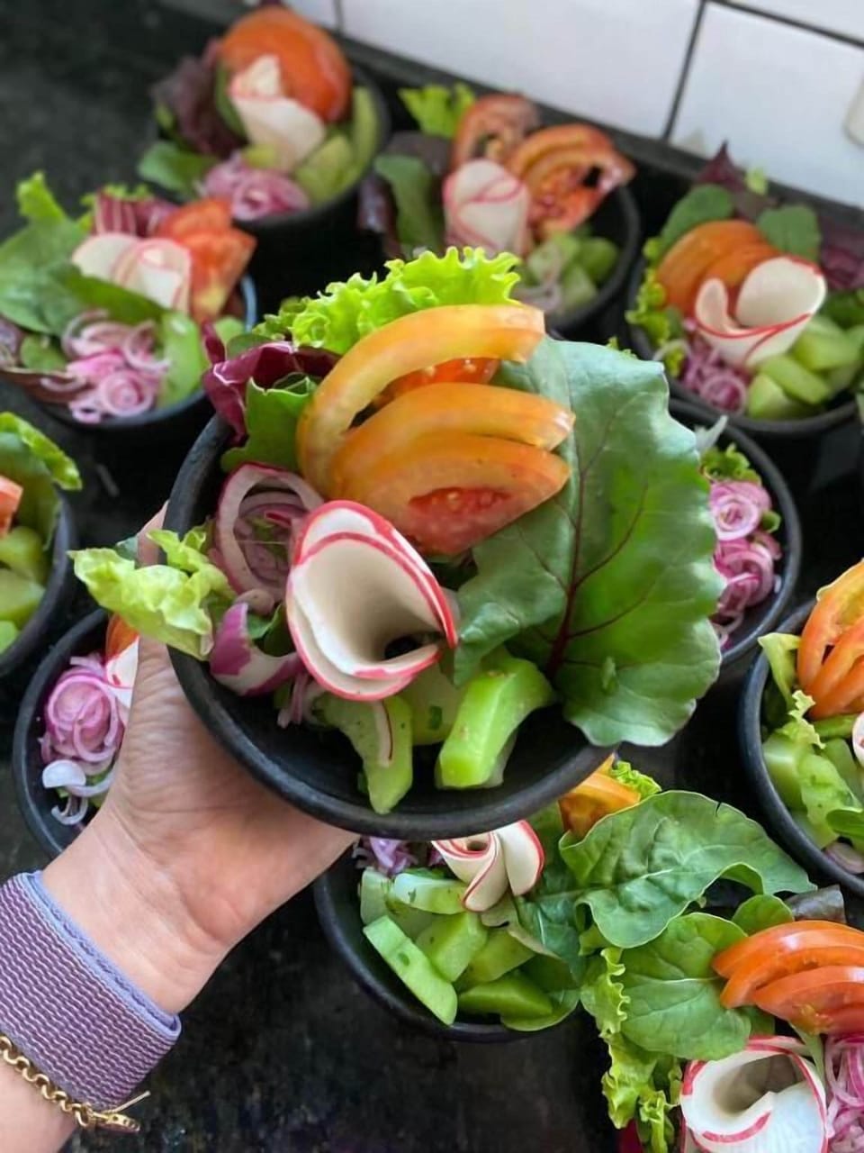 Deluxe Room, Garden View | Food and drink