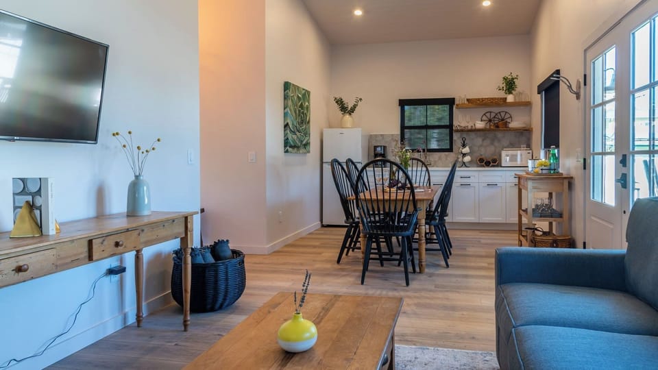 House (1 Bedroom) | Interior
