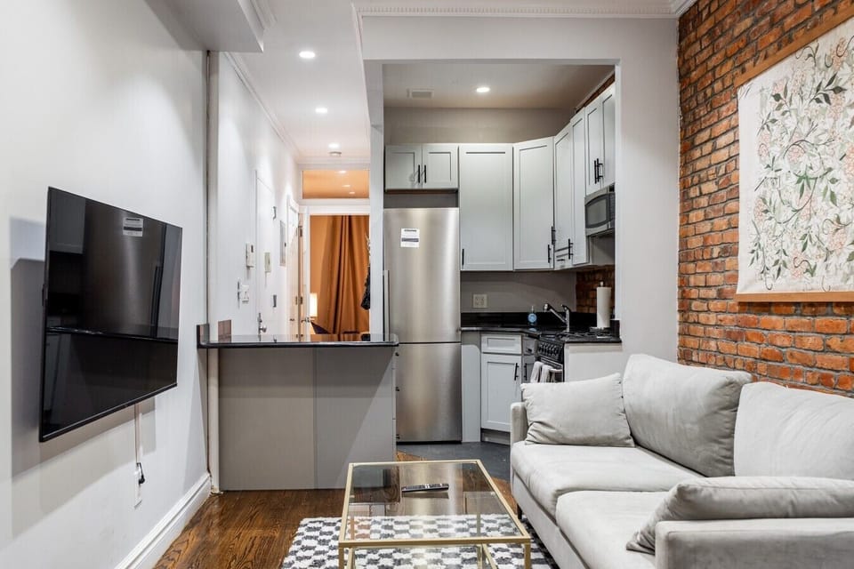 521 East 5th-028