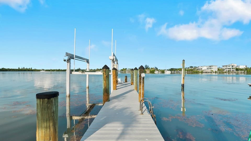 Dock view 1