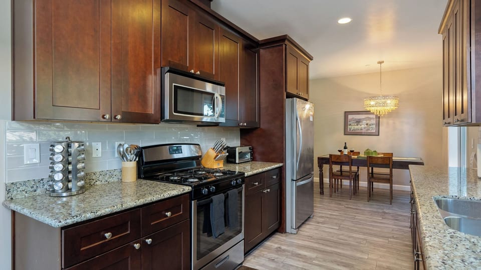 House (2 Bedrooms) | Interior