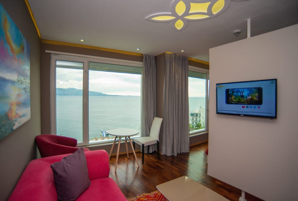 Junior Suite, Bathtub, Sea View | View from room