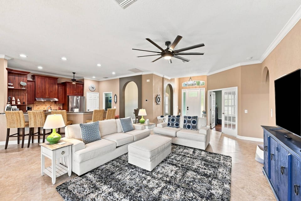 Stretch out after a day in the Florida sunshine with plenty of comfortable seating for movie nights, conversation, or simply unwinding together.