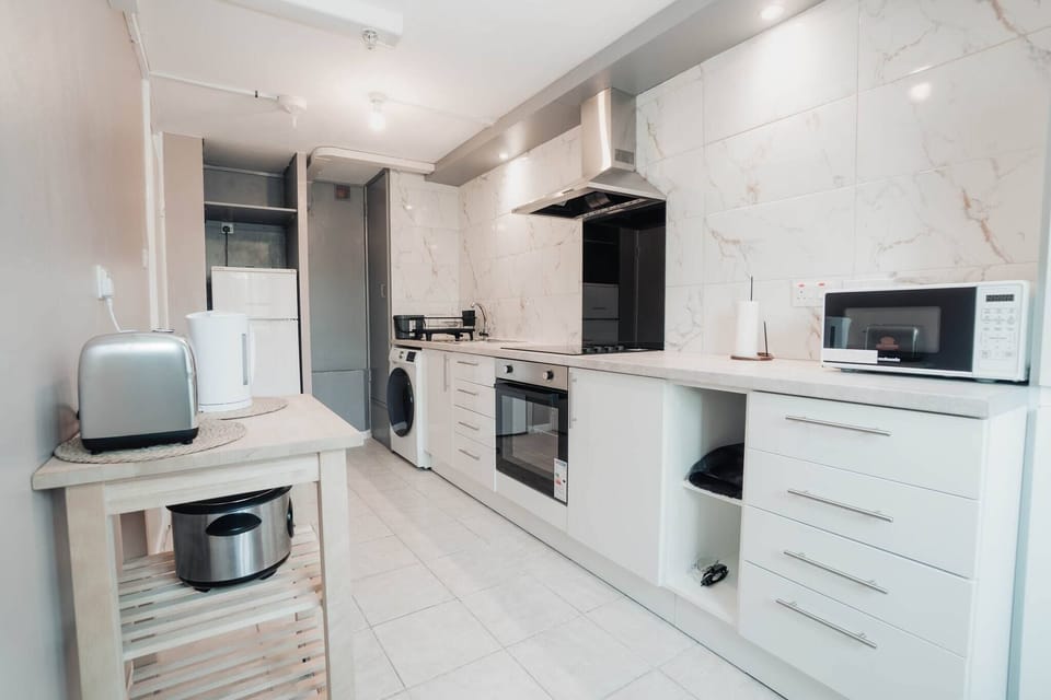 Apartment, 2 Bedrooms, Patio | Interior
