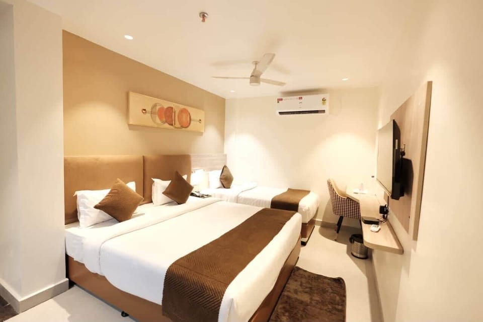 Triple Room | Iron/ironing board (on request), WiFi (free)