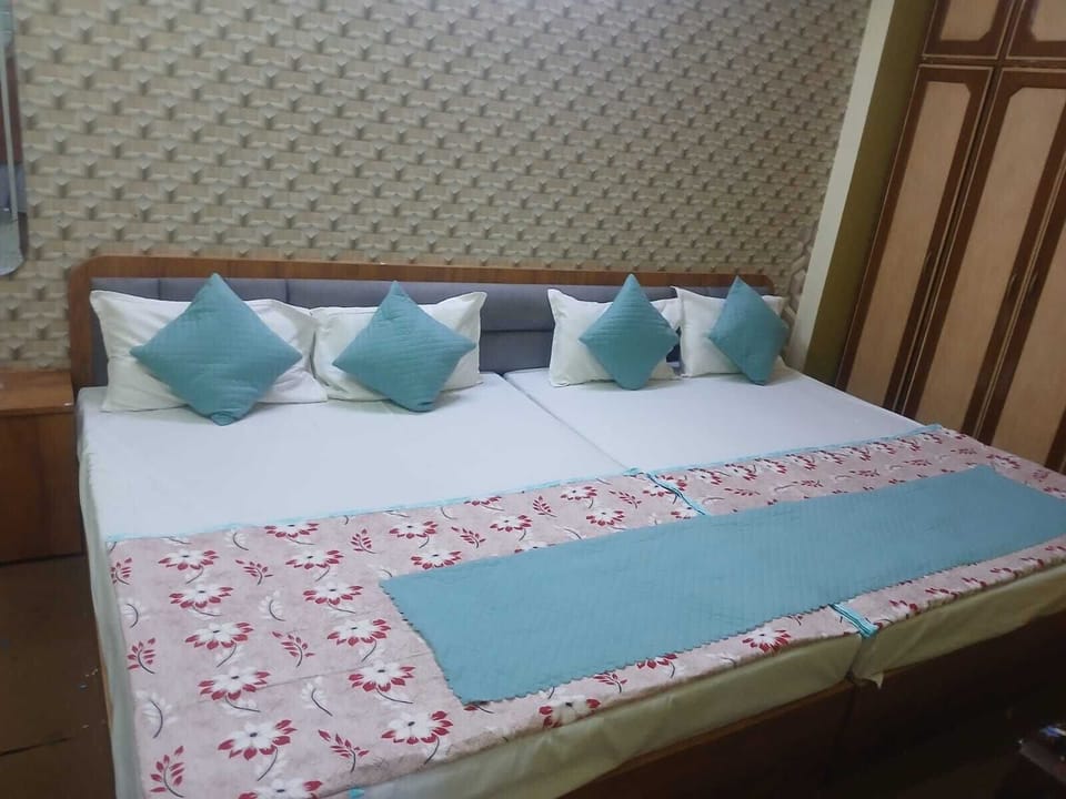Family Room, Air conditioning | WiFi (free)