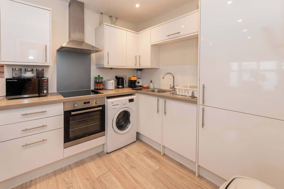 Apartment, 1 Bedroom | Private kitchen