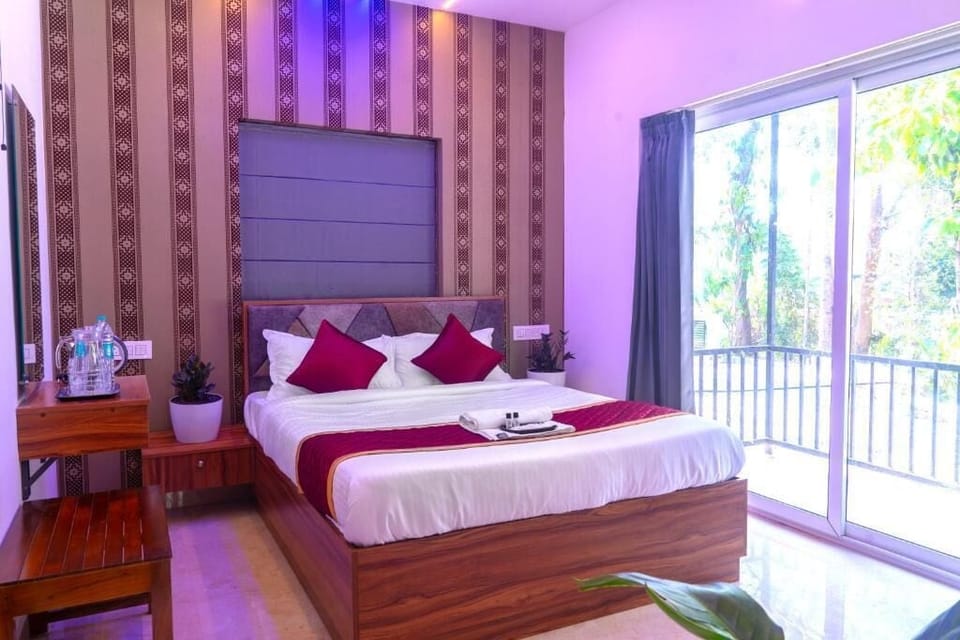 Deluxe Double Room, Balcony | Laptop workspace, WiFi (free)