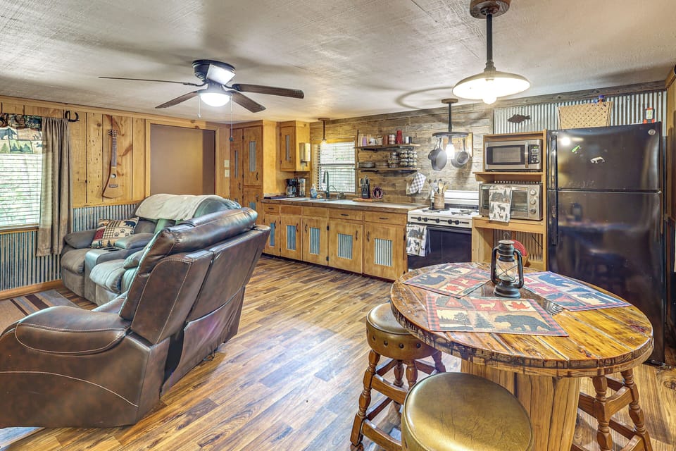 Studio | Kitchen