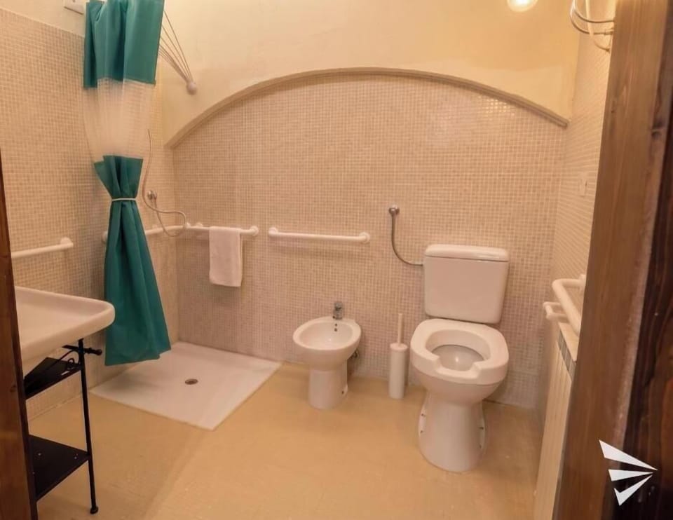 Apartment, Air conditioning, Garden View | Bathroom