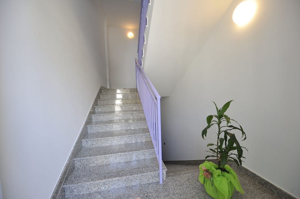 Penthouse, 2 Bedrooms, Private Bathroom, Ocean View | Premium bedding, desk, iron/ironing board (on request), cribs (free)