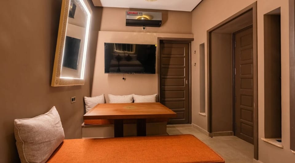 Standard Suite | Interior