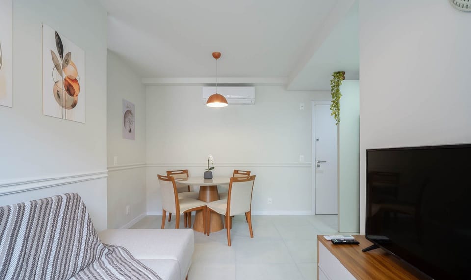 Basic Apartment | Living area | 40-inch TV with digital channels