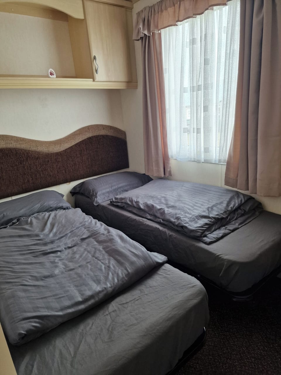 2 bedrooms, WiFi (free), bed sheets