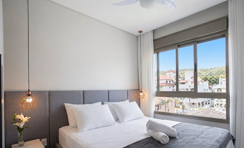 Apt w/ Rooftop and Pool 300m From Beach Elu0211 Apartment in Florianopolis