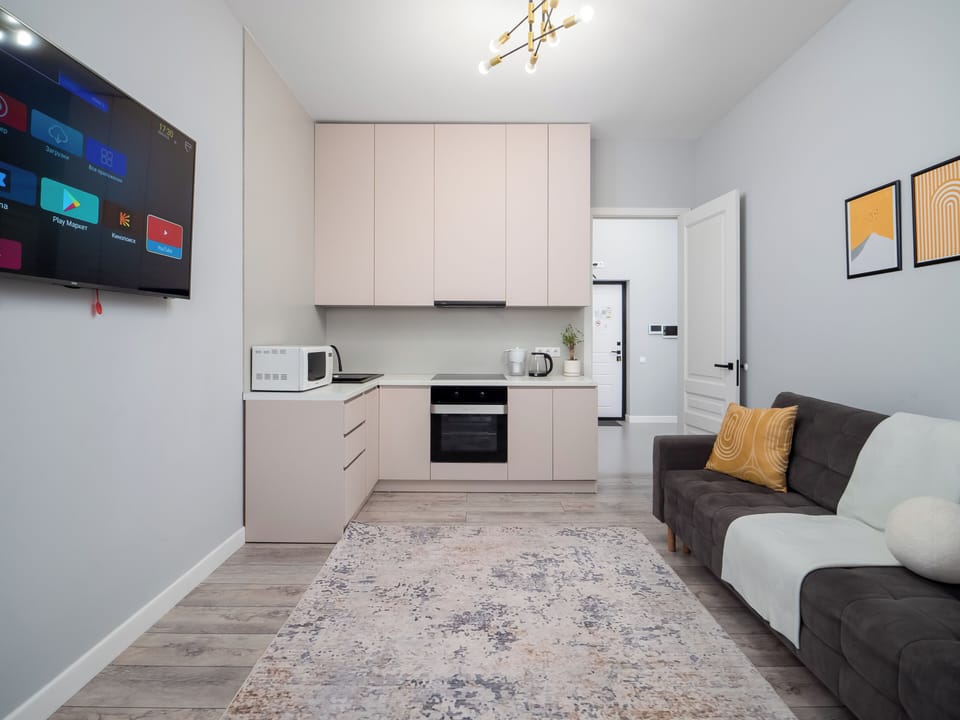 Apartment, Kitchen, Courtyard Area | Living area