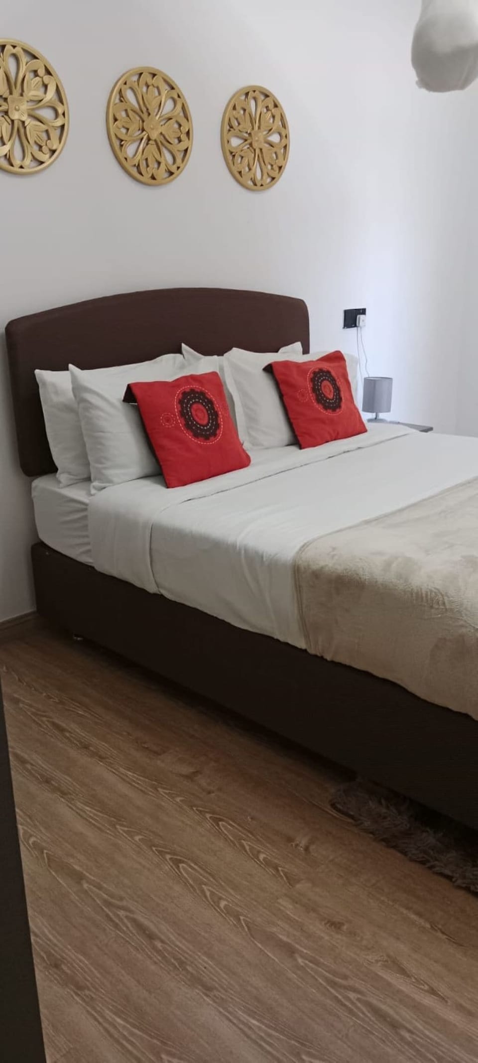 Classic Apartment, Balcony, City View | Desk, laptop workspace, iron/ironing board, WiFi (free)