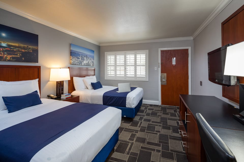 City Room, 2 Double Beds | Desk, laptop workspace, iron/ironing board, free WiFi