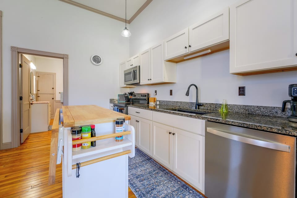 Apartment (1 Bedroom) | Interior