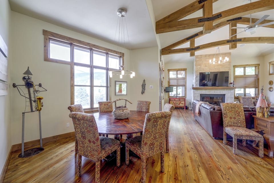 House (4 Bedrooms) | Interior