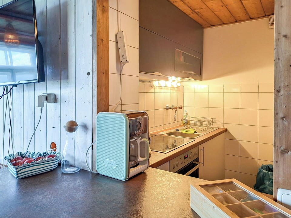 Kitchen, Wood, Interior Design, Flooring, Ceiling, Major Appliance, Countertop, Kitchen Appliance, Floor, Furniture