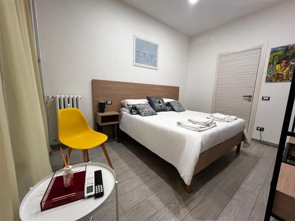 Double Room with Balcony | Blackout drapes, iron/ironing board (on request), WiFi (free)
