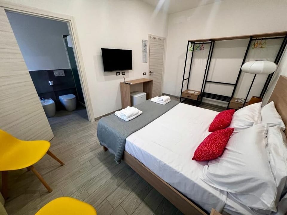 Double Room | Blackout drapes, iron/ironing board (on request), WiFi (free)