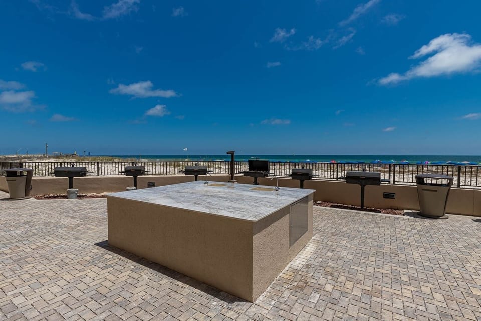 Condo, 3 Bedrooms | Terrace/patio