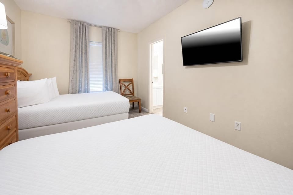 Condo, 3 Bedrooms | 3 bedrooms, WiFi (free)