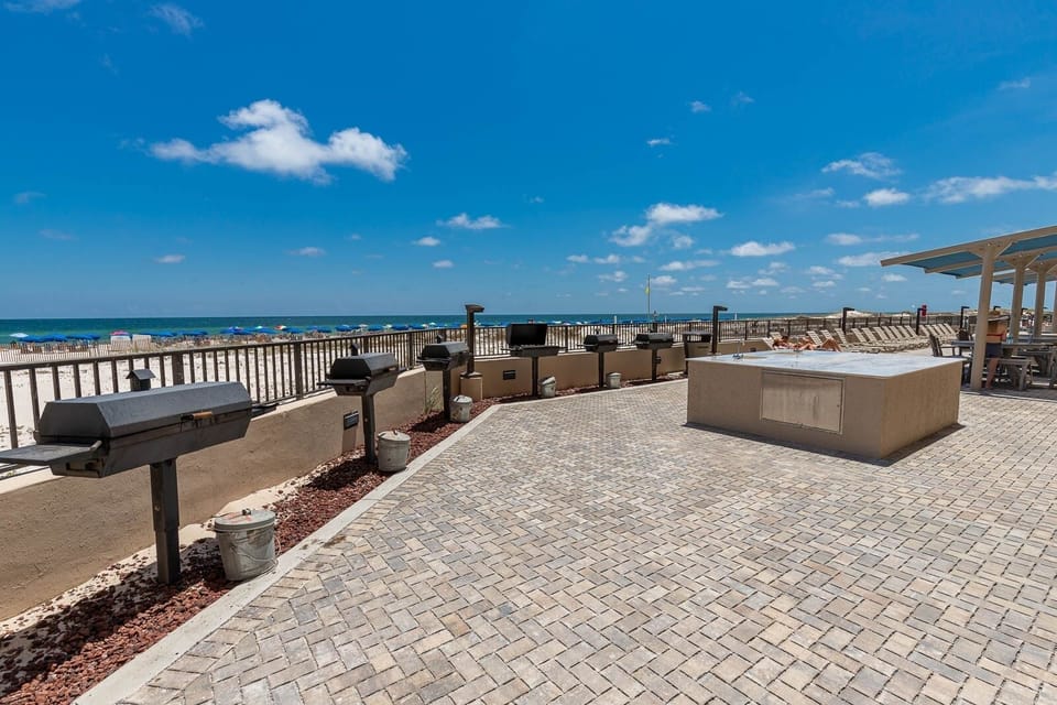 Condo, 3 Bedrooms | Terrace/patio