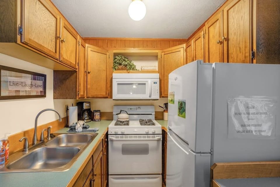 Apartment (1 Bedroom) | Interior